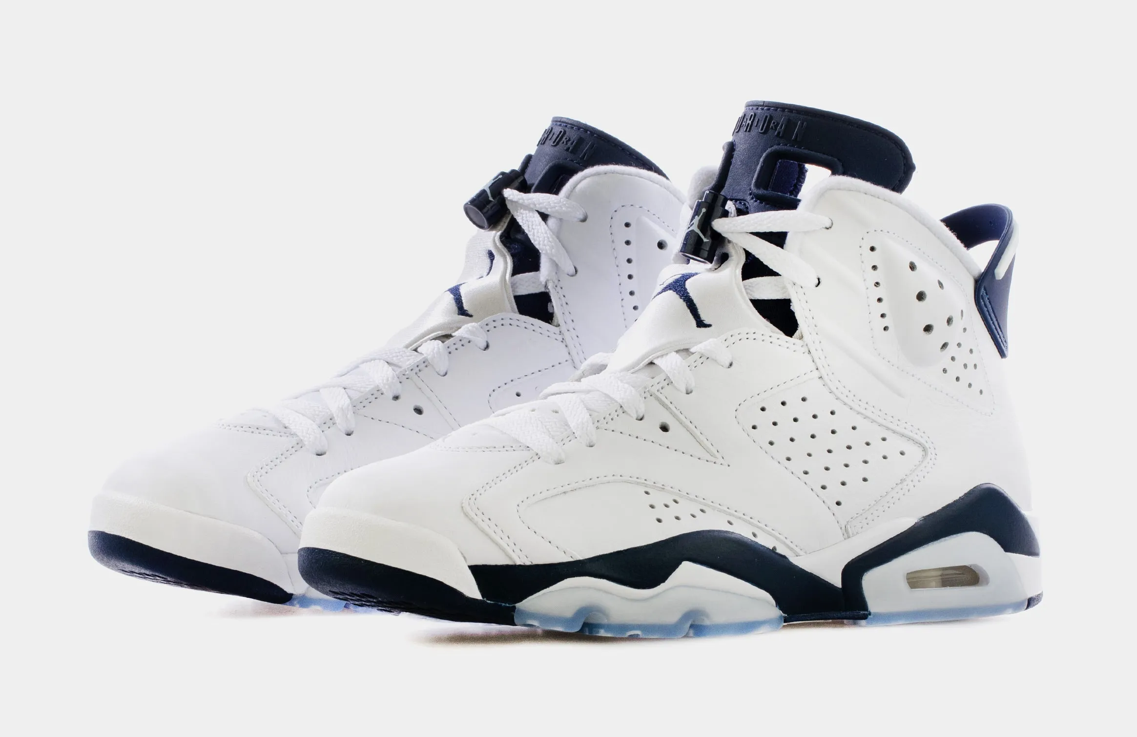 Air Jordan 6 Retro Midnight Navy Mens Lifestyle Shoes (White/Navy)