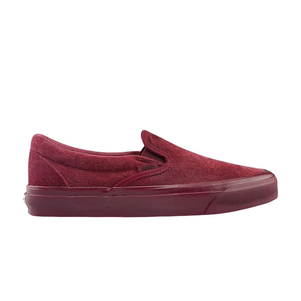 Classic OG Vans slip-ons, red