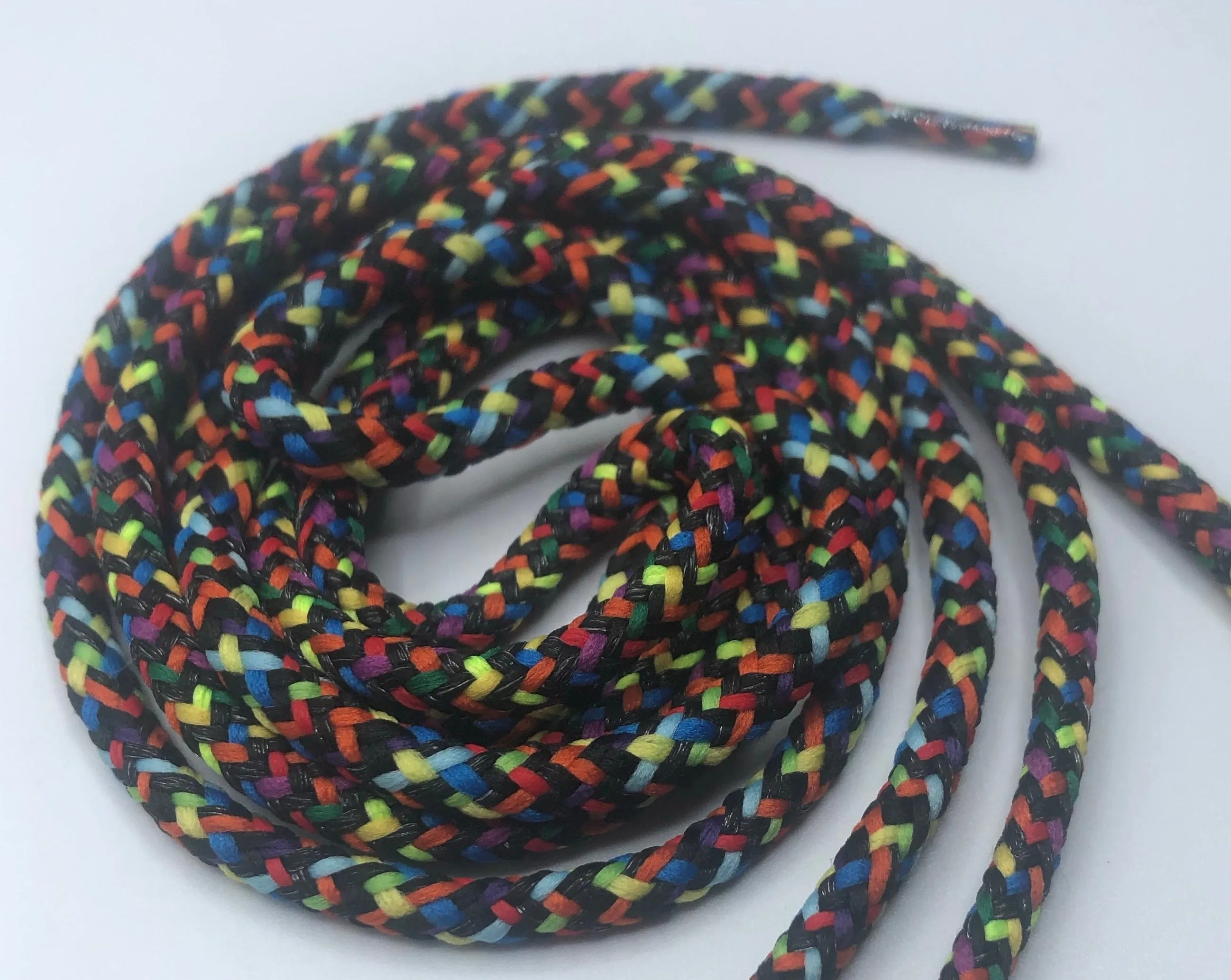 Round Chevron Shoelaces - Black Rainbow