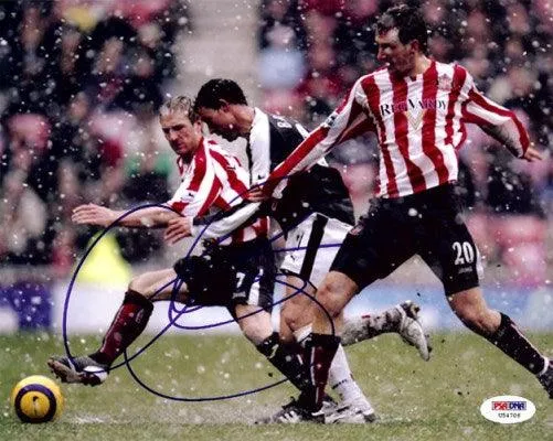 Wayne Bridge Autographed 8x10 Photo Chelsea PSA/DNA #U54706