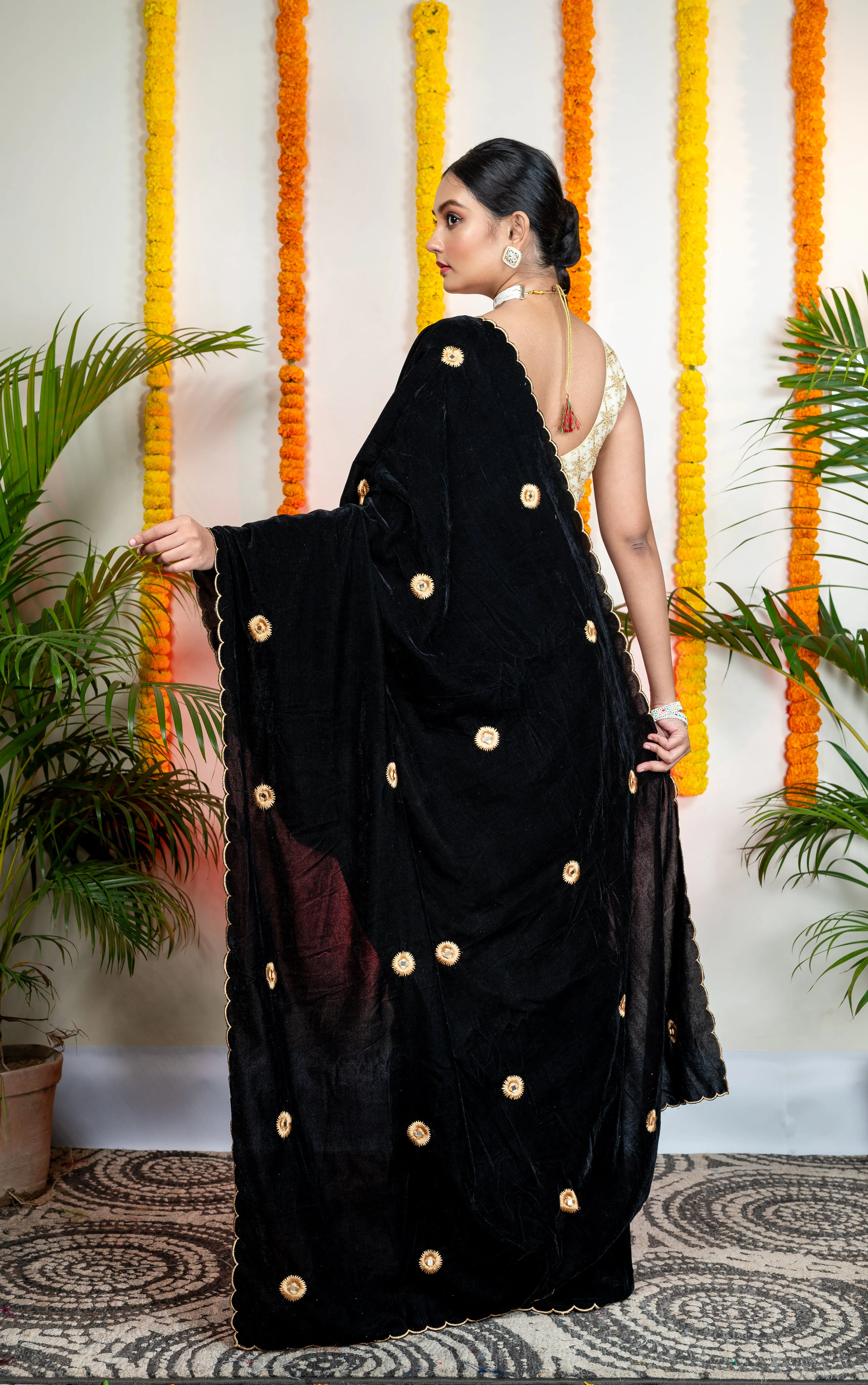 Women Black Velvet Machine Embroidered Saree