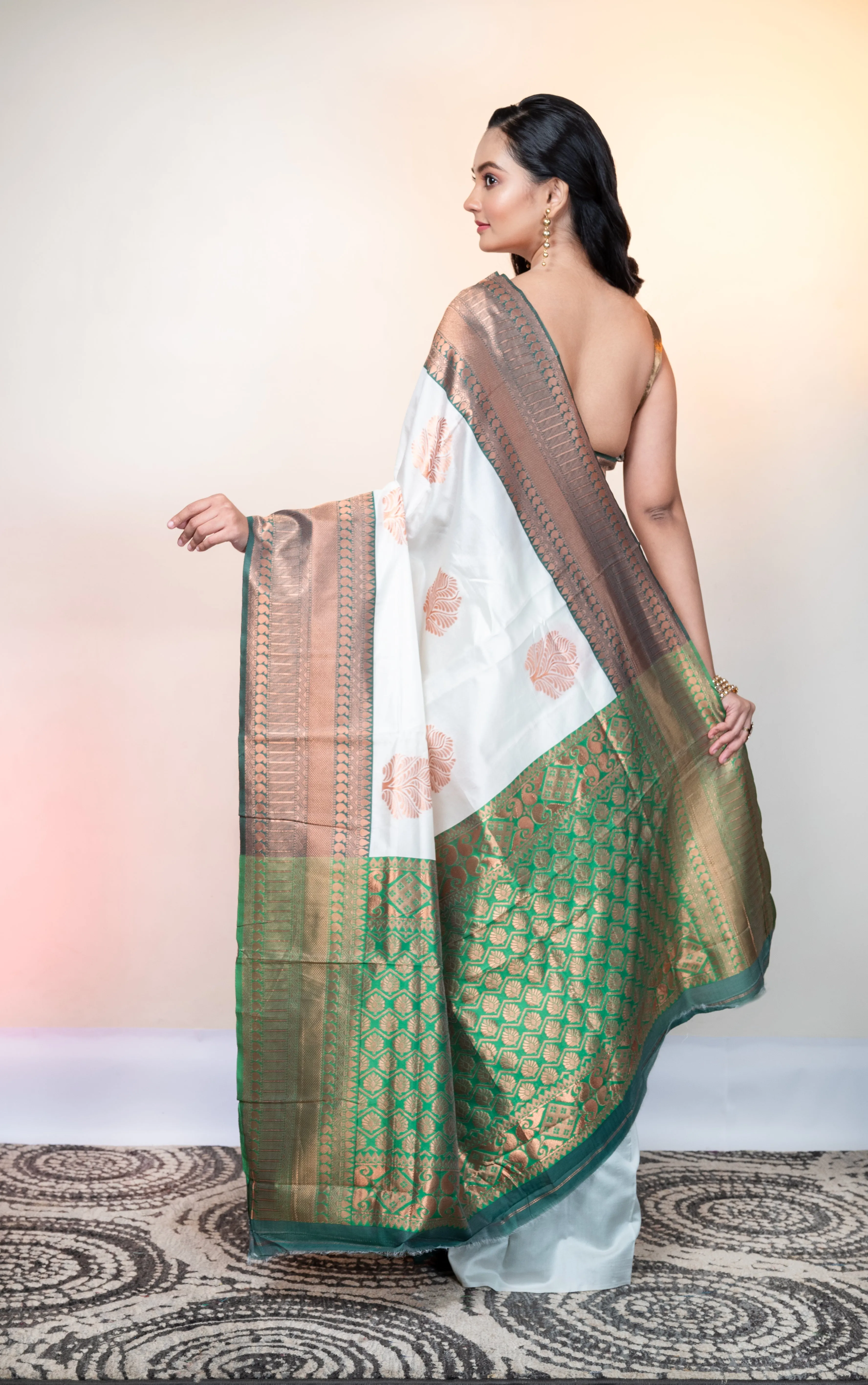 Women Off-White Banarasi Soft Silk Saree With Jacquard Border